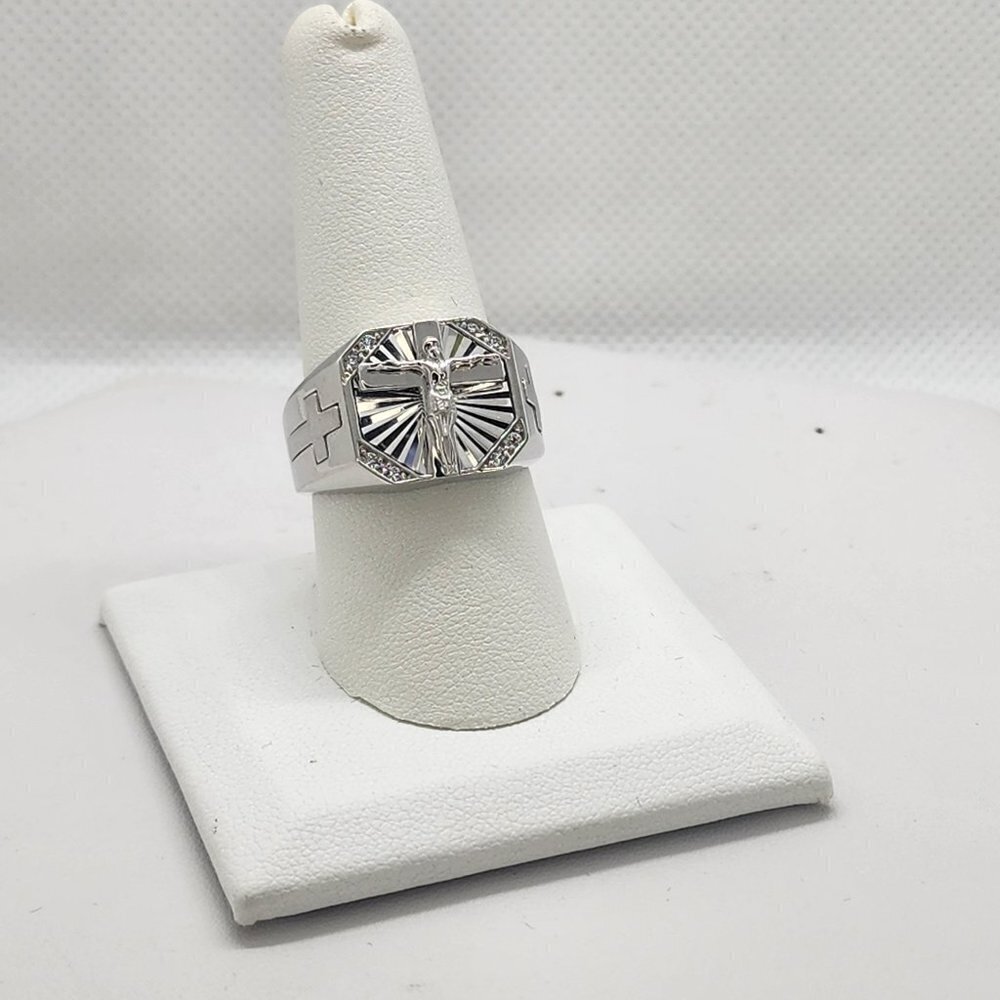 Last one Brand New Sterling Silver 925 Jesus Cross Ring